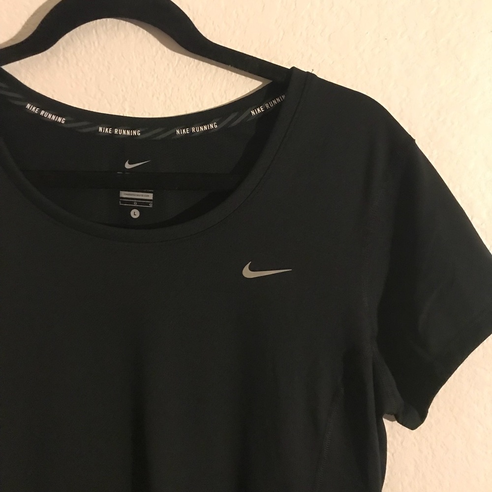 Nike woman’s dri-fit running t-shirt